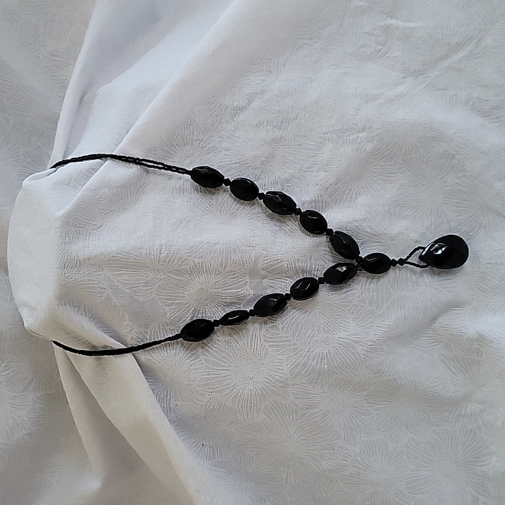 White House Black Market Black Necklace - Picture 1 of 5